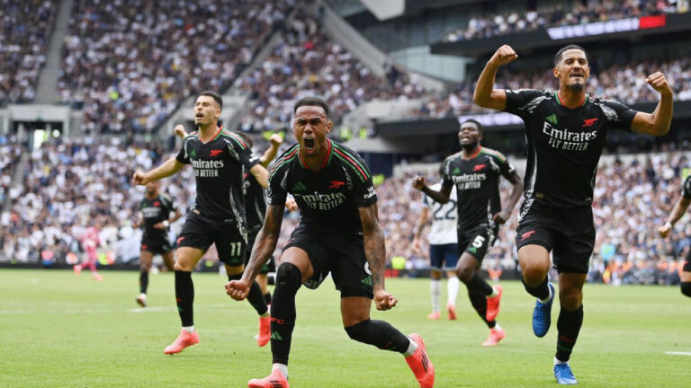 টটেনহ্যামকে হারিয়ে জয়ে ফিরলো আর্সেনাল